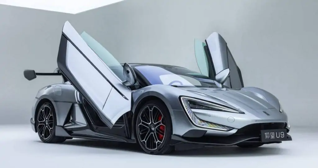 Yang Wang U9 موديل 2025