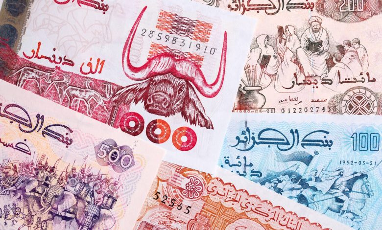 الدينار الجزائري - أرشيفية