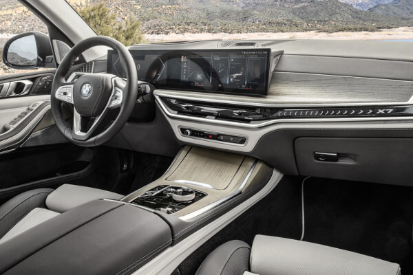 BMW X7 موديل 2025