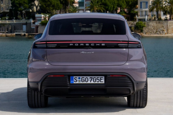 Porsche Macan Electric موديل 2025