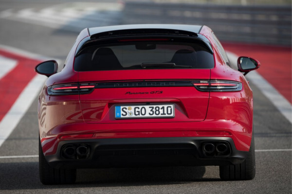 Porsche Panamera موديل 2025