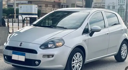 Fiat Grande Punto موديل 2015