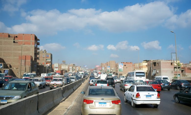 ازدحام السيارات على الطريق الدائري