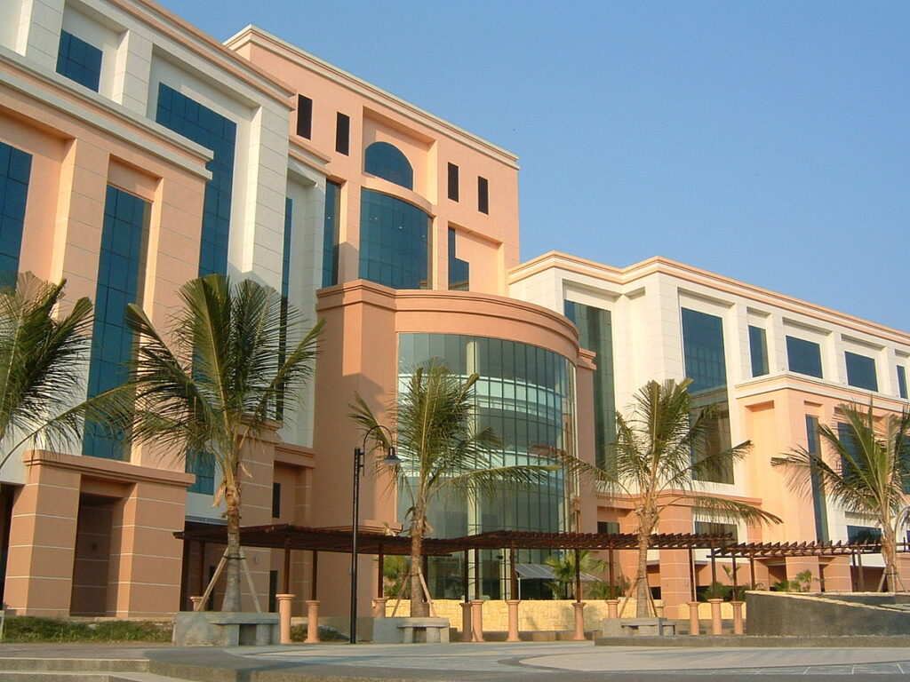 الجامعة الحديثة للتكنولوجيا والمعلومات MTI
