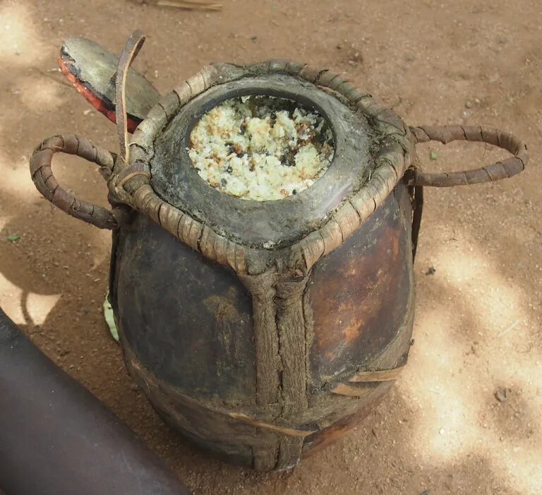 عسل مصري عمره 3000 عام