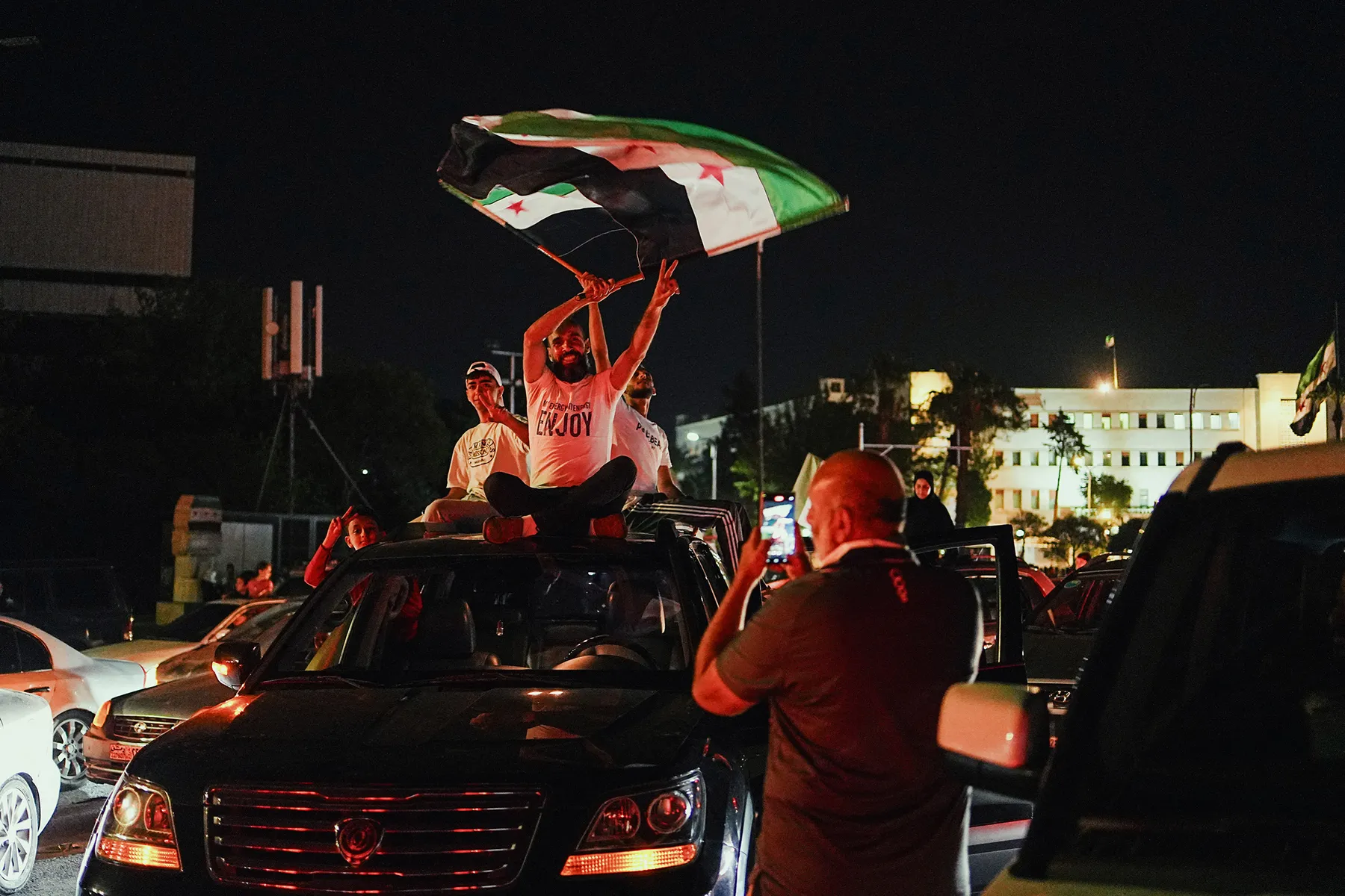 تستعيد علاقاتها مع سوريا