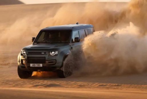 Land Rover Defender Octa موديل 2025