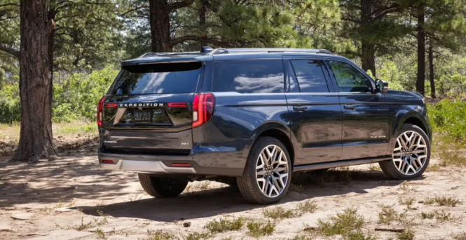 Ford Expedition موديل 2026