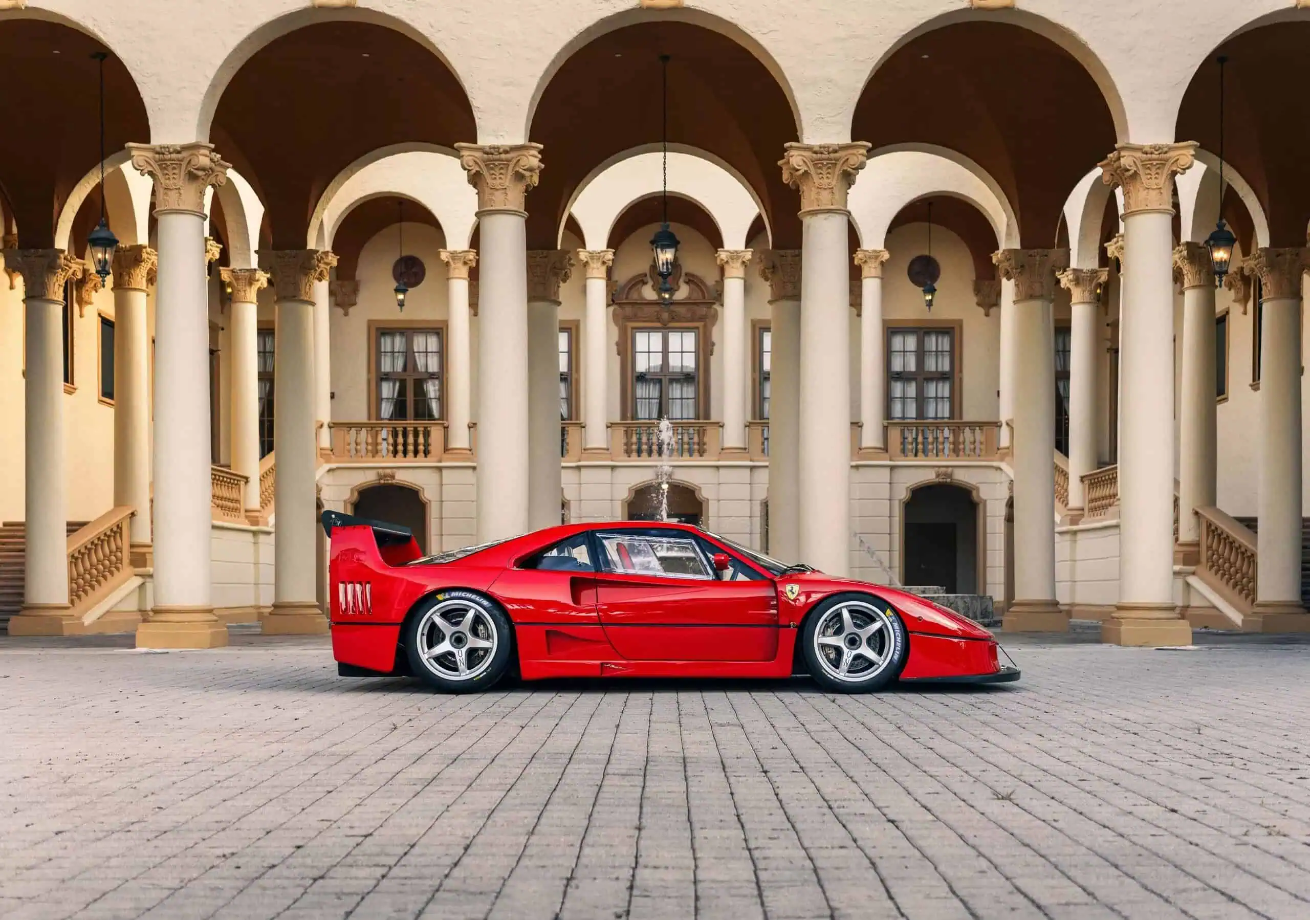سيارة سيارة Ferrari F40 LM السوبر كار