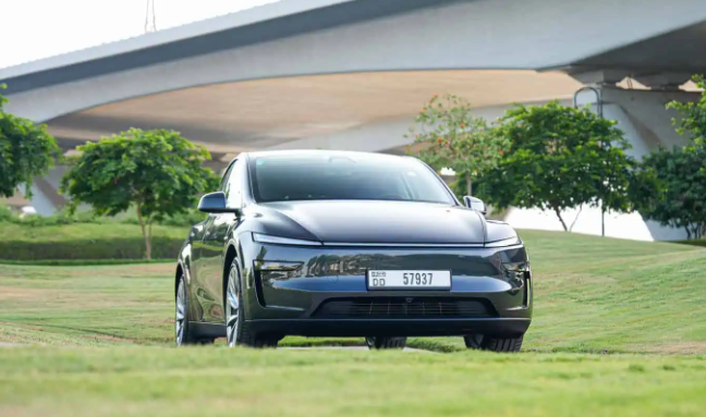 Tesla Model Y موديل 2025