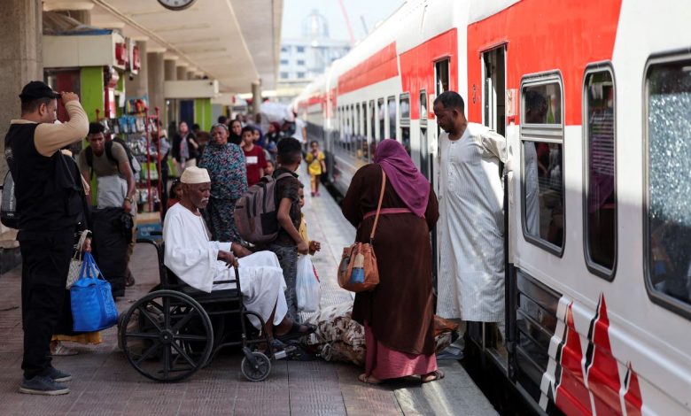 قطار نقل السودانيين