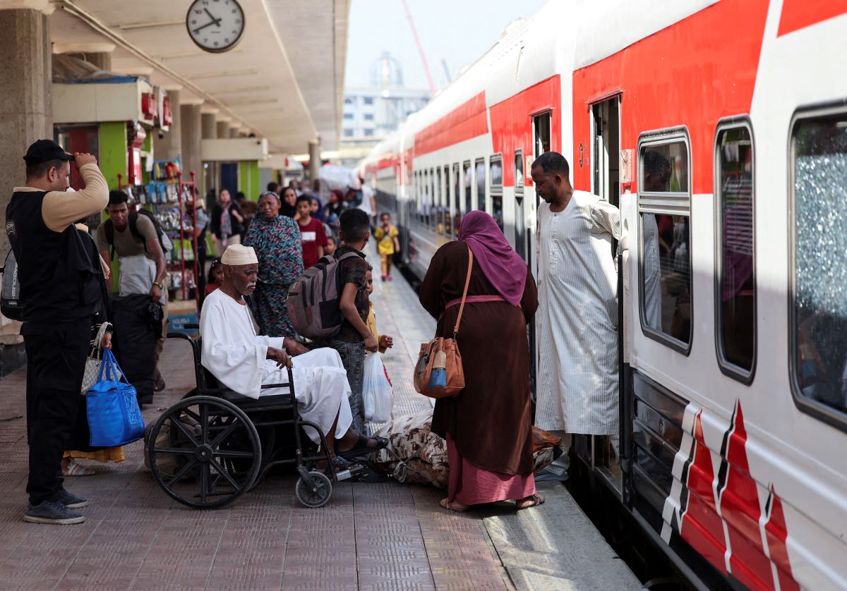 قطار نقل السودانيين