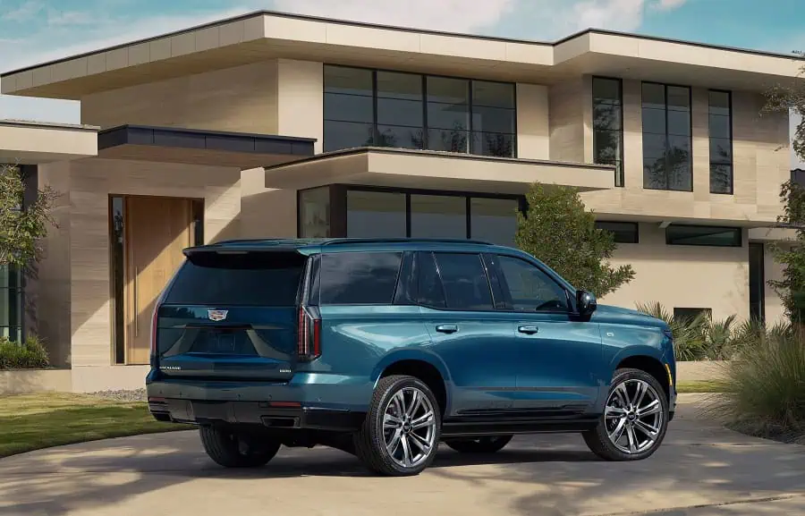 Cadillac Escalade موديل 2025