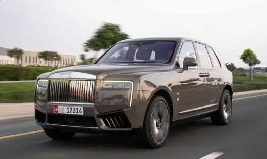 Rolls-Royce Cullinan موديل 2025