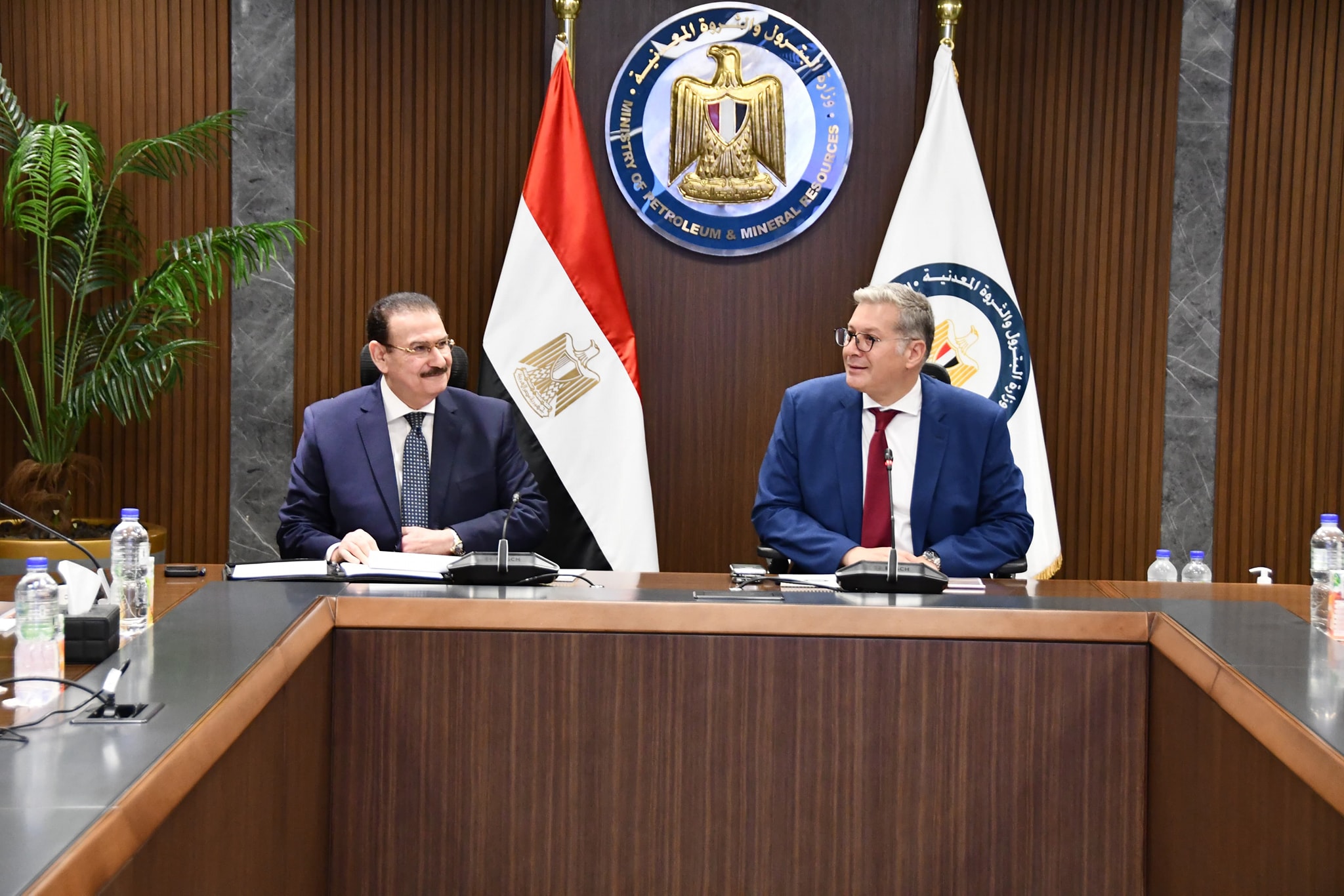 وزير البترول يعقد اجتماعًا مع مساهمي شركة أبوطرطور لحامض الفوسفوريك لمتابعة الموقف التنفيذي